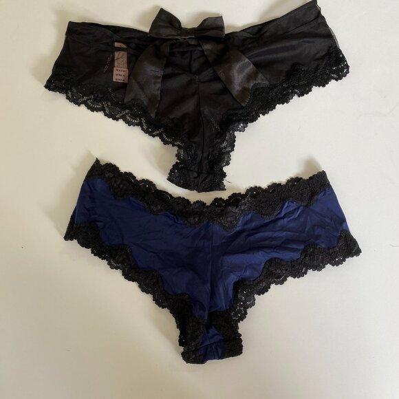 Victorias Secret Panty Underwear Lot of 4 Womens Medium Cheeky Hipster - Picture 3 of 4